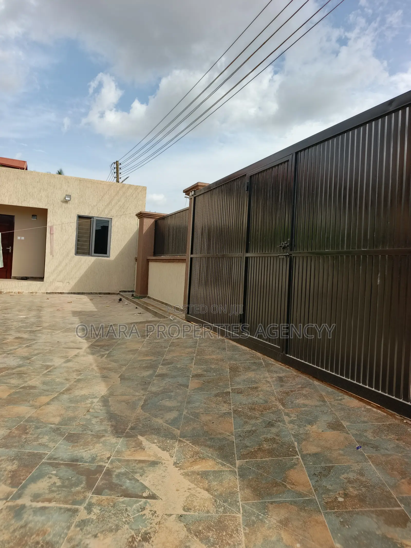 2bdrm Apartment in Haatso for rent