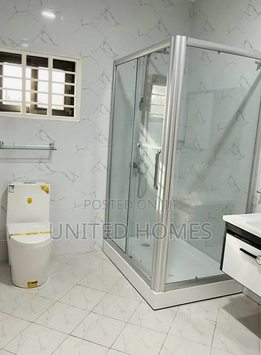 4bdrm House in Kwabenya for sale