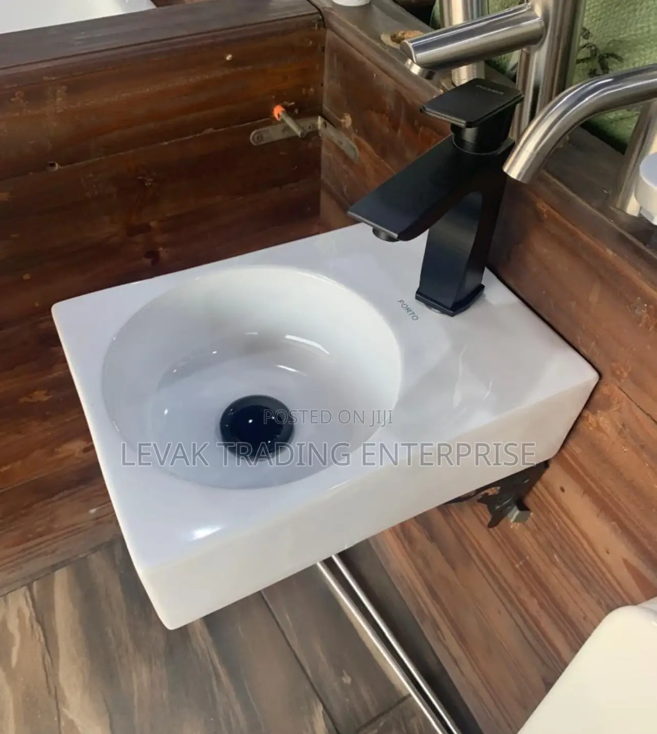 Small Basin- Hang Basin