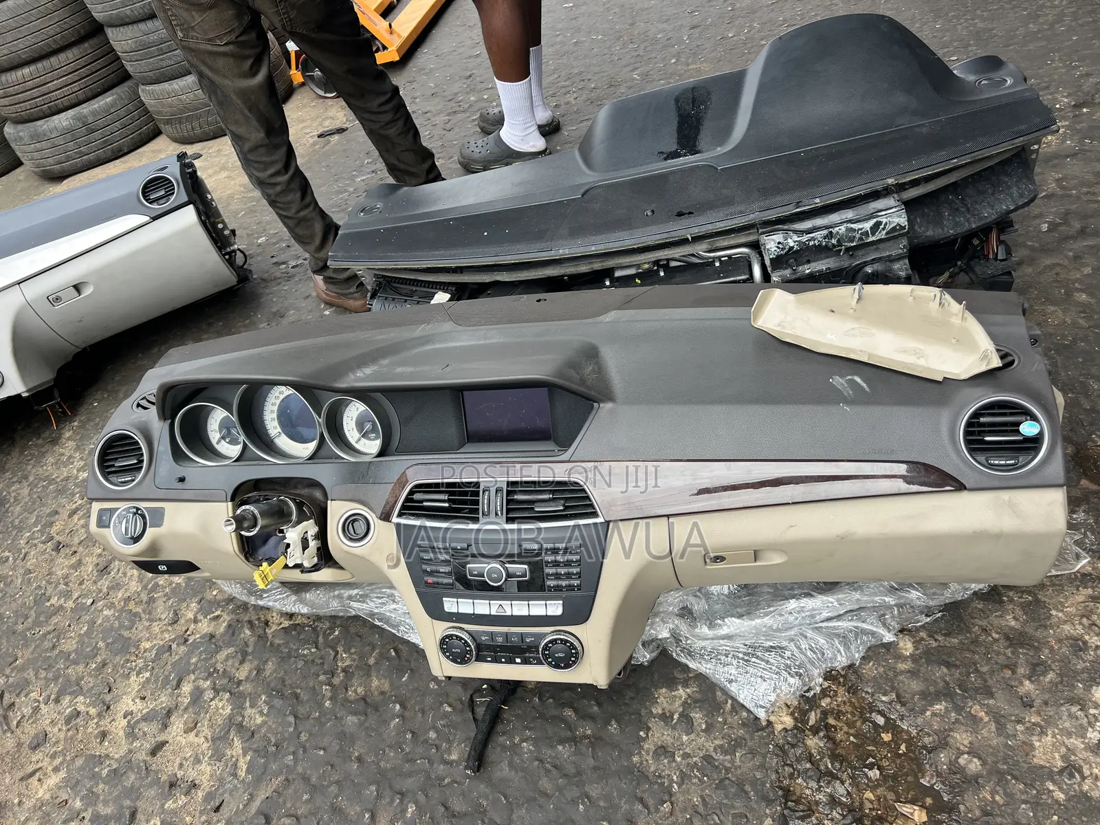 2013 Mercedes-Benz C-Class, C250 Dashboard