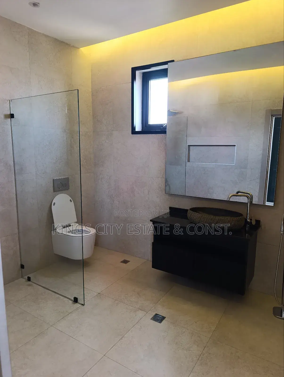 5bdrm House in Kings City Estate &, Dworwulu for sale