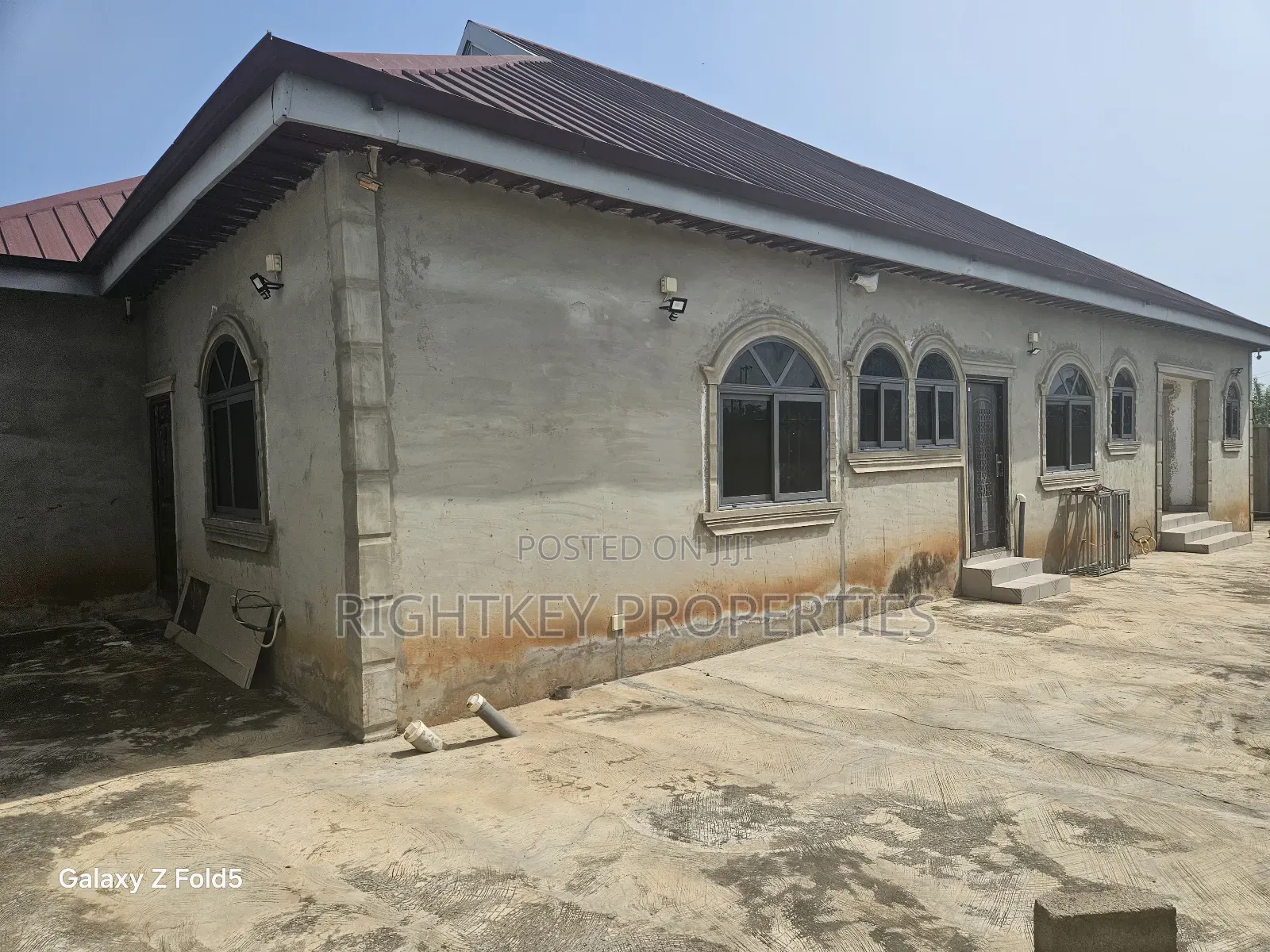 5bdrm House in Rightkey, Ejisu-Juaben Municipal for sale