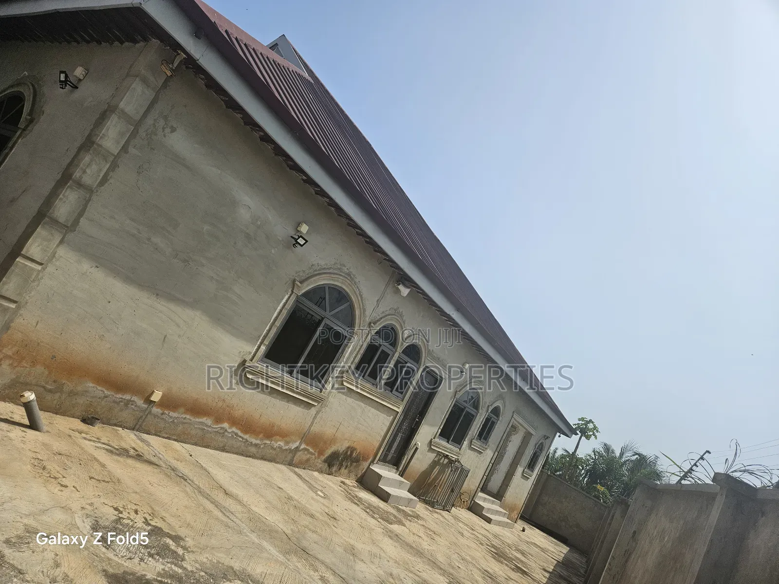 5bdrm House in Rightkey, Ejisu-Juaben Municipal for sale