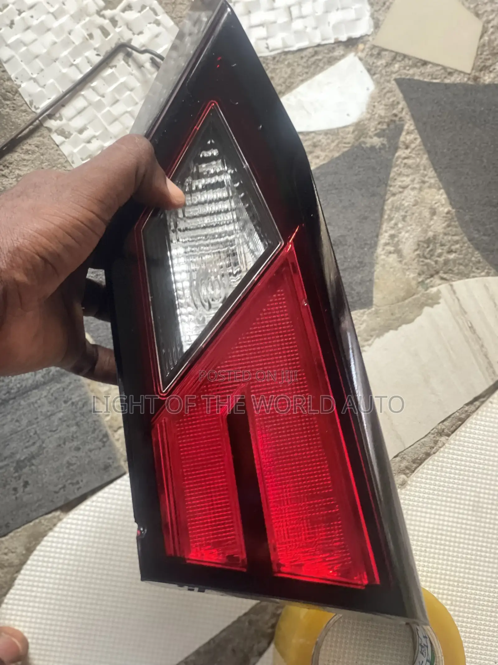 Nissan Altima 2020 Boot Light Right Side