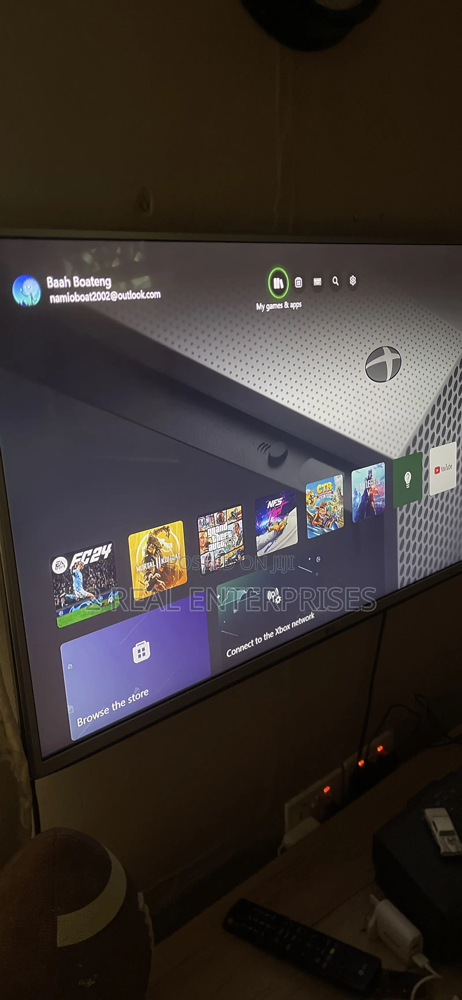 Xbox One S With 2 Wireless Controllers, 6 Offline Games Uk