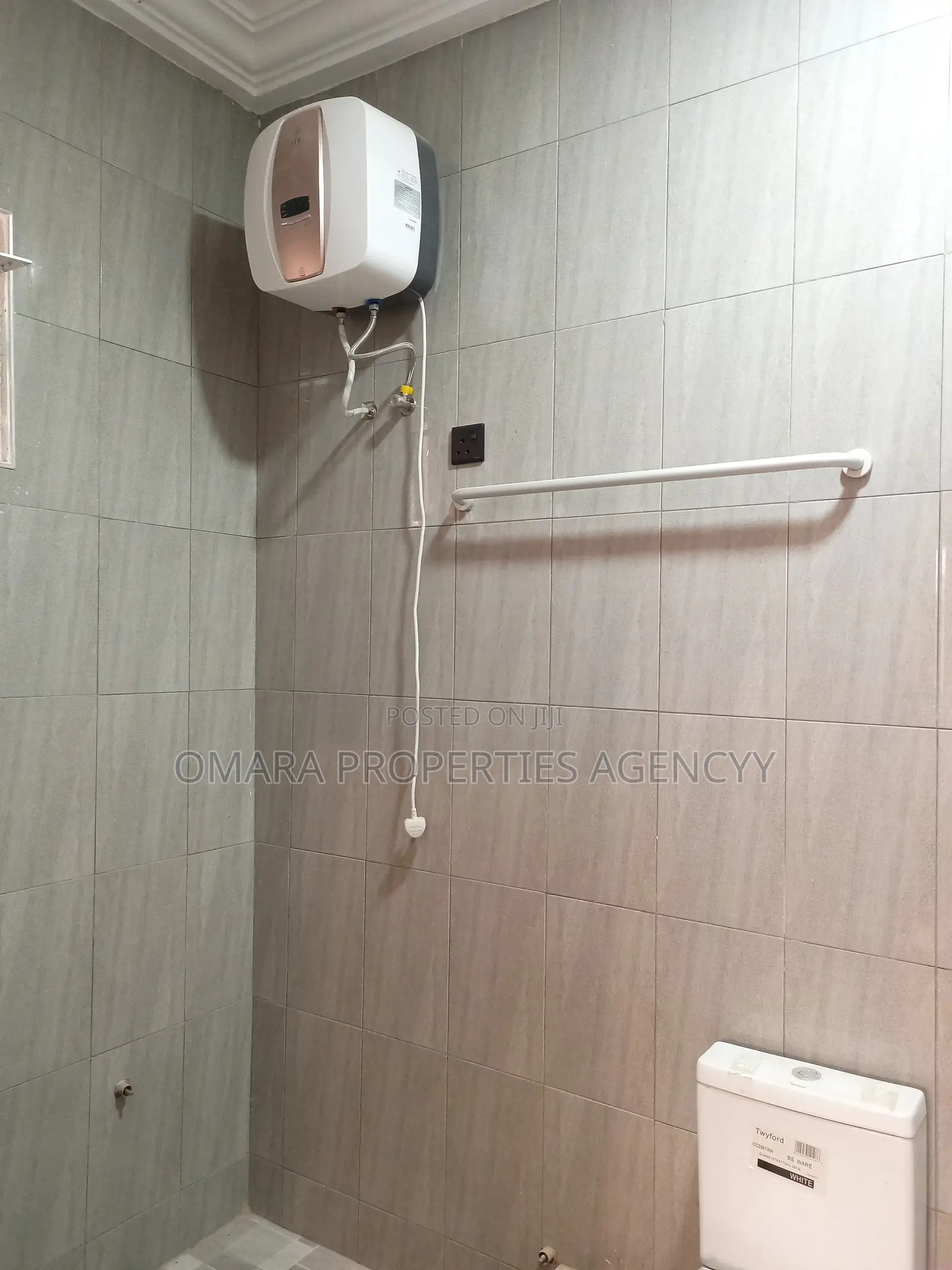 2bdrm Apartment in Haatso for rent