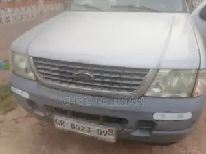 Ford Explorer Limited 4.0 2005 Silver