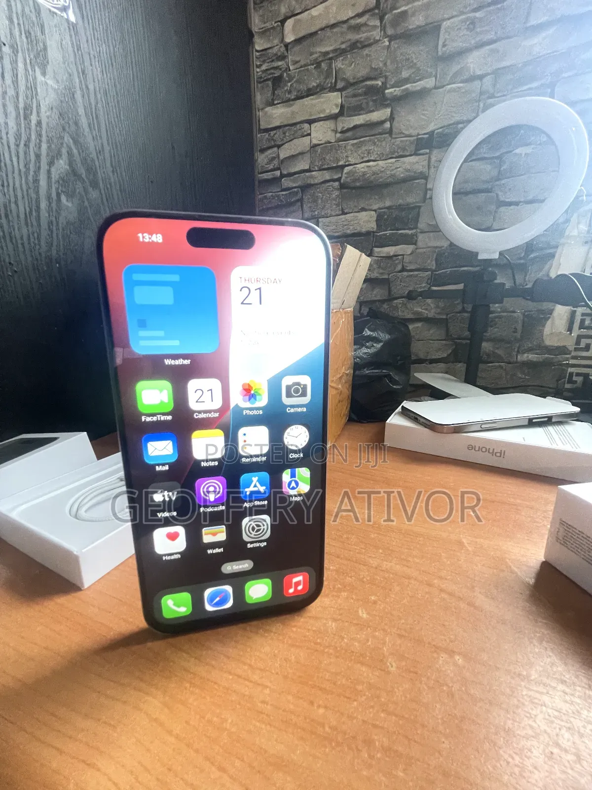 New Apple iPhone 16 Pro Max 1 TB White