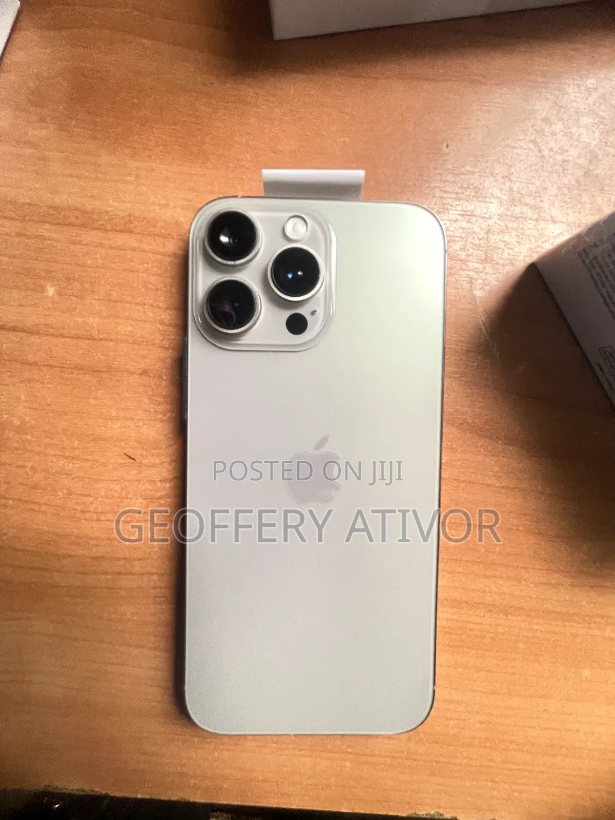 New Apple iPhone 16 Pro Max 1 TB White