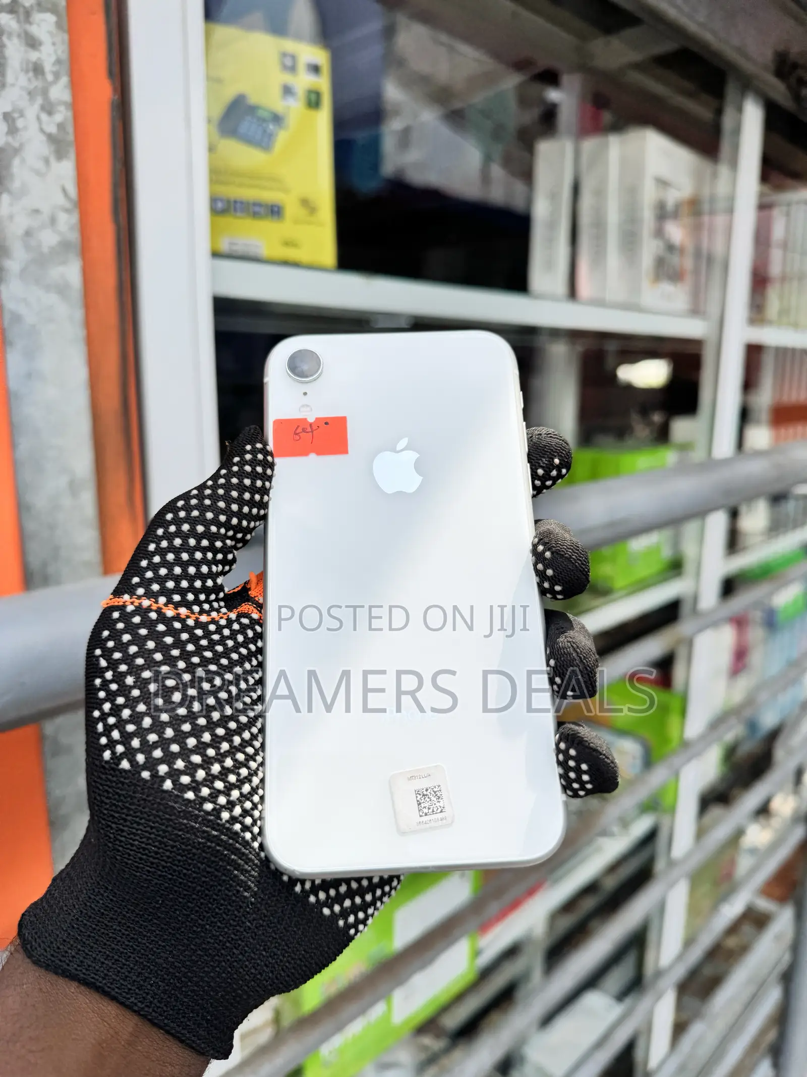Apple iPhone XR 64 GB White