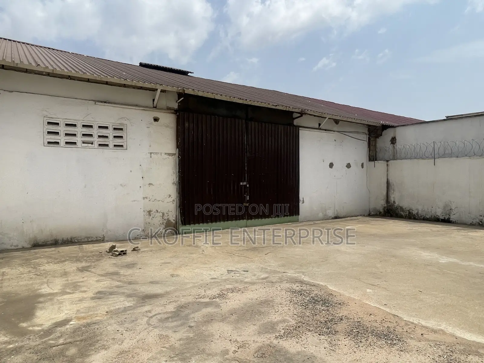750 SQM Warehouse at Tema for Rent