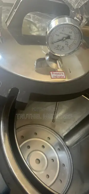 Autoclave Machines - Steam (Table Top, Cylinder)