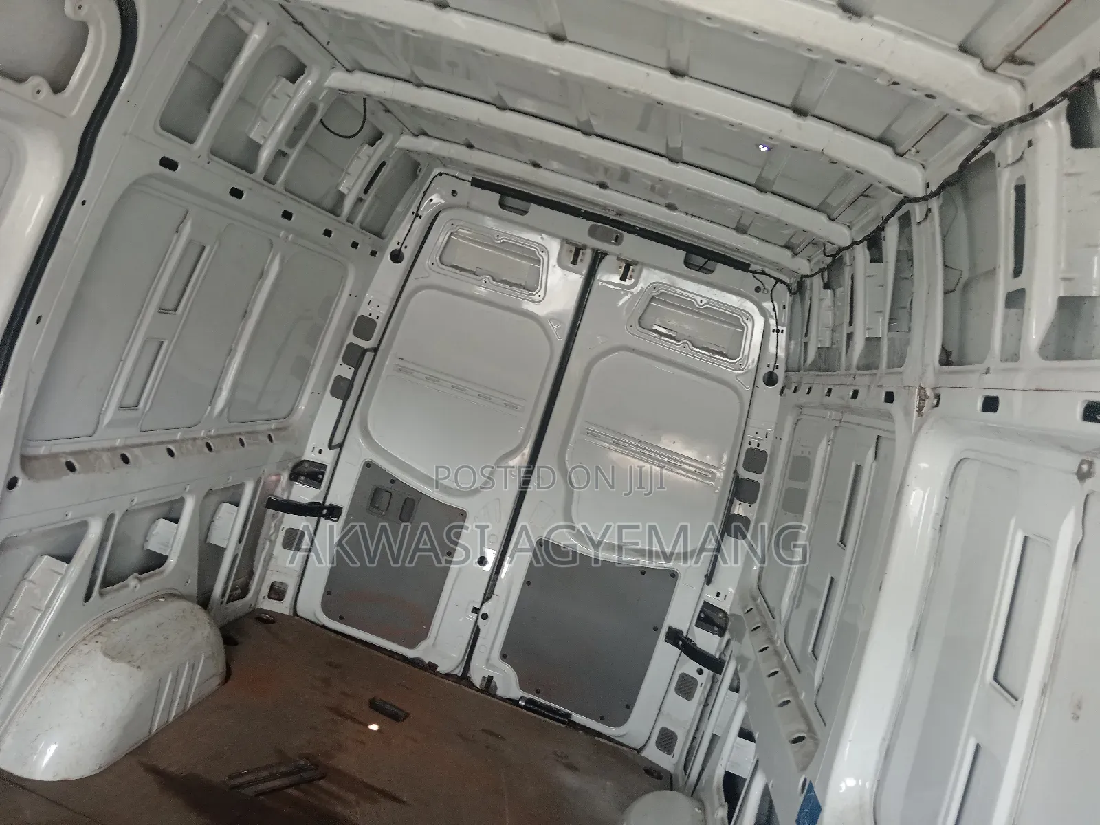 Mercedes-Benz Sprinter 2012 White