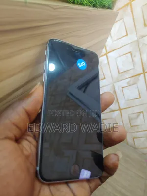 Apple iPhone 6s 64 GB Gray