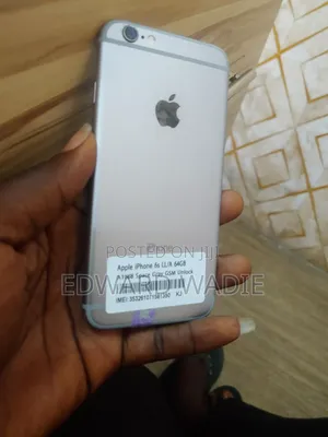 Apple iPhone 6s 64 GB Gray