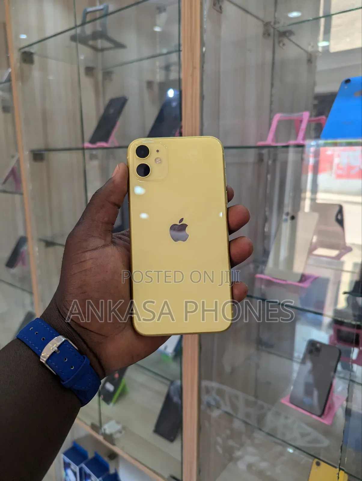 Apple iPhone 11 64 GB Yellow