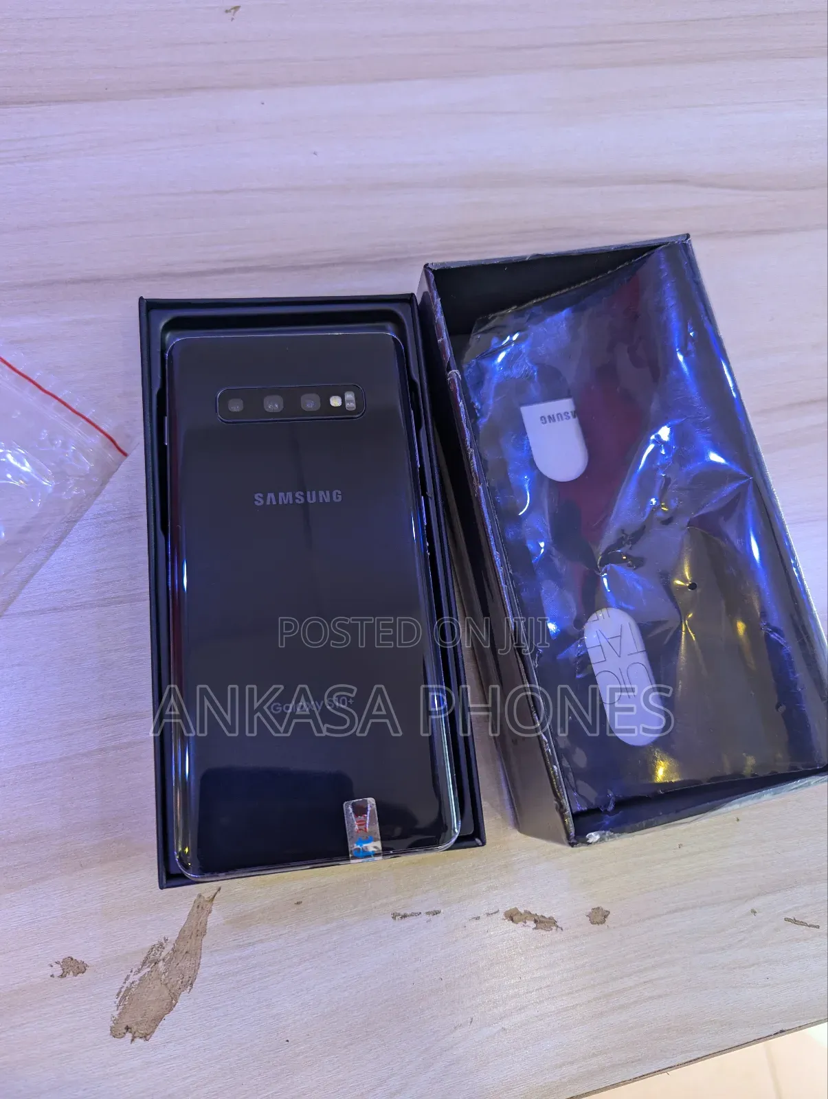 New Samsung Galaxy S10 Plus 128 GB Black