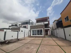 4bdrm House in Skm, East Legon for sale