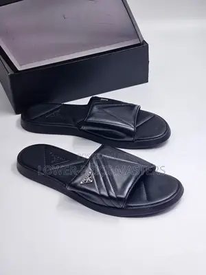 Quality Slippers: Sandals