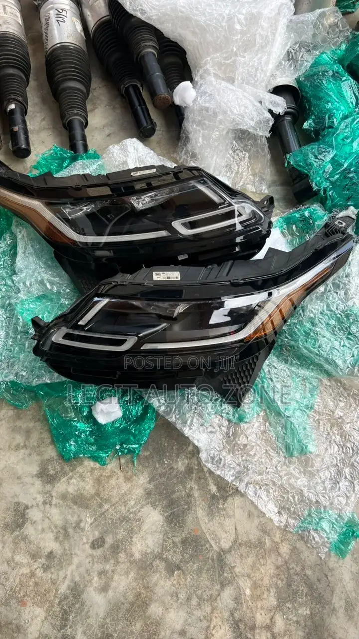 Range Rover Velar 2019,2018,2022,2020,2021 Headlights