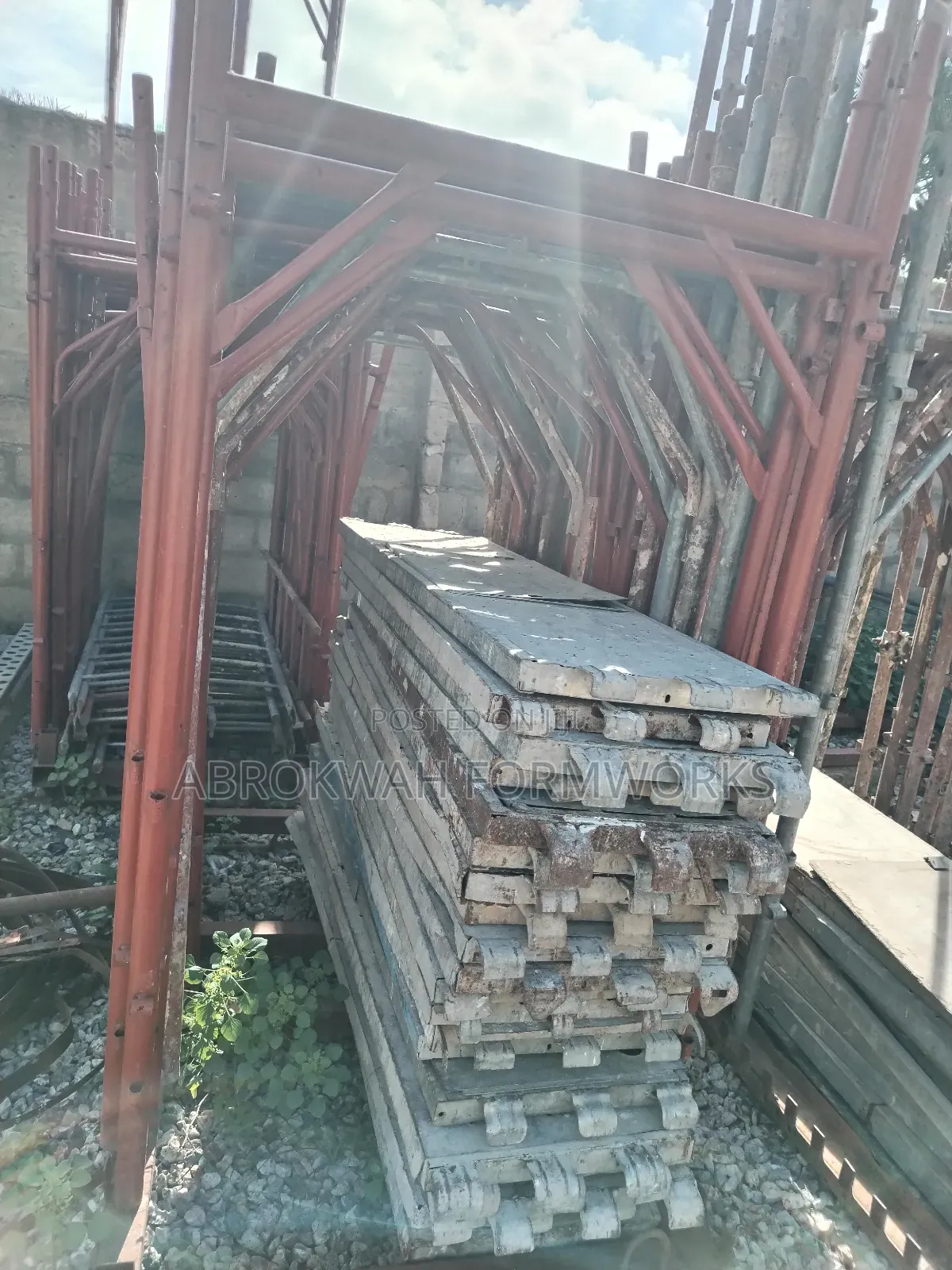 /Sale and Rent/ H Frame Scaff /Scaffolds/Foreign Scaffolds