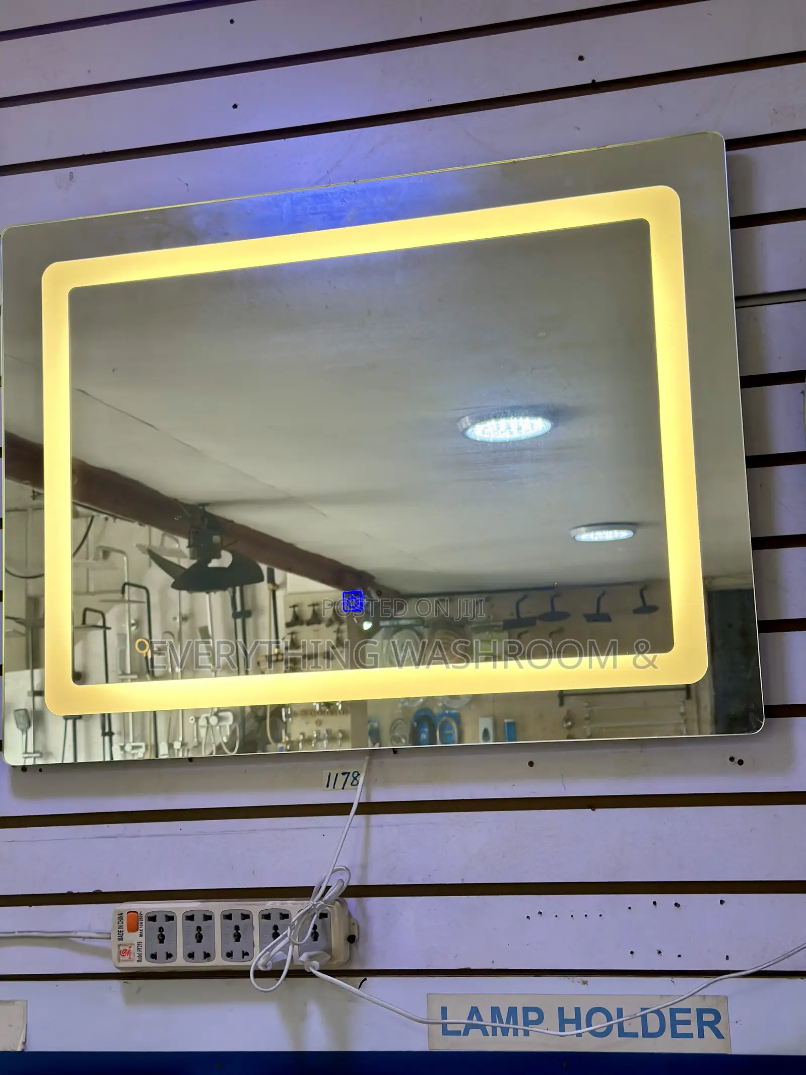 LED Mirror_ Horizontal LED Mirror_ Bathroom Mirror