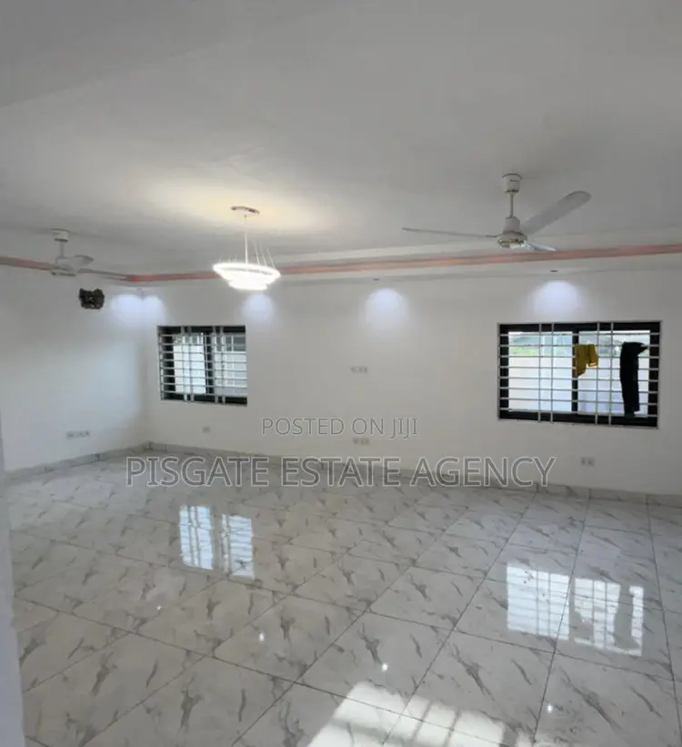 3bdrm House in Ablekuma for sale