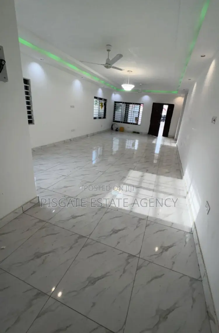 3bdrm House in Ablekuma for sale