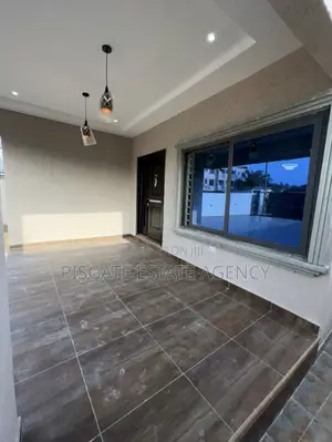3bdrm House in Ablekuma for sale
