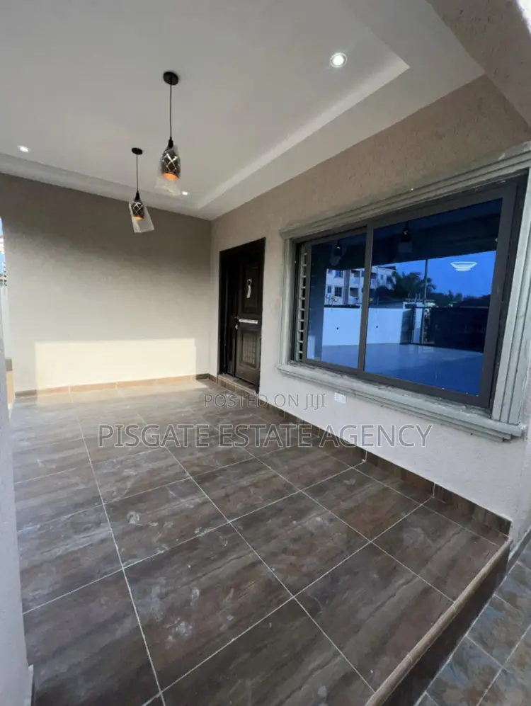 3bdrm House in Ablekuma for sale