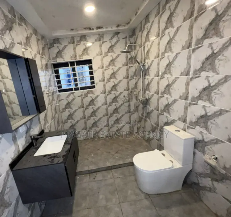 3bdrm House in Ablekuma for sale