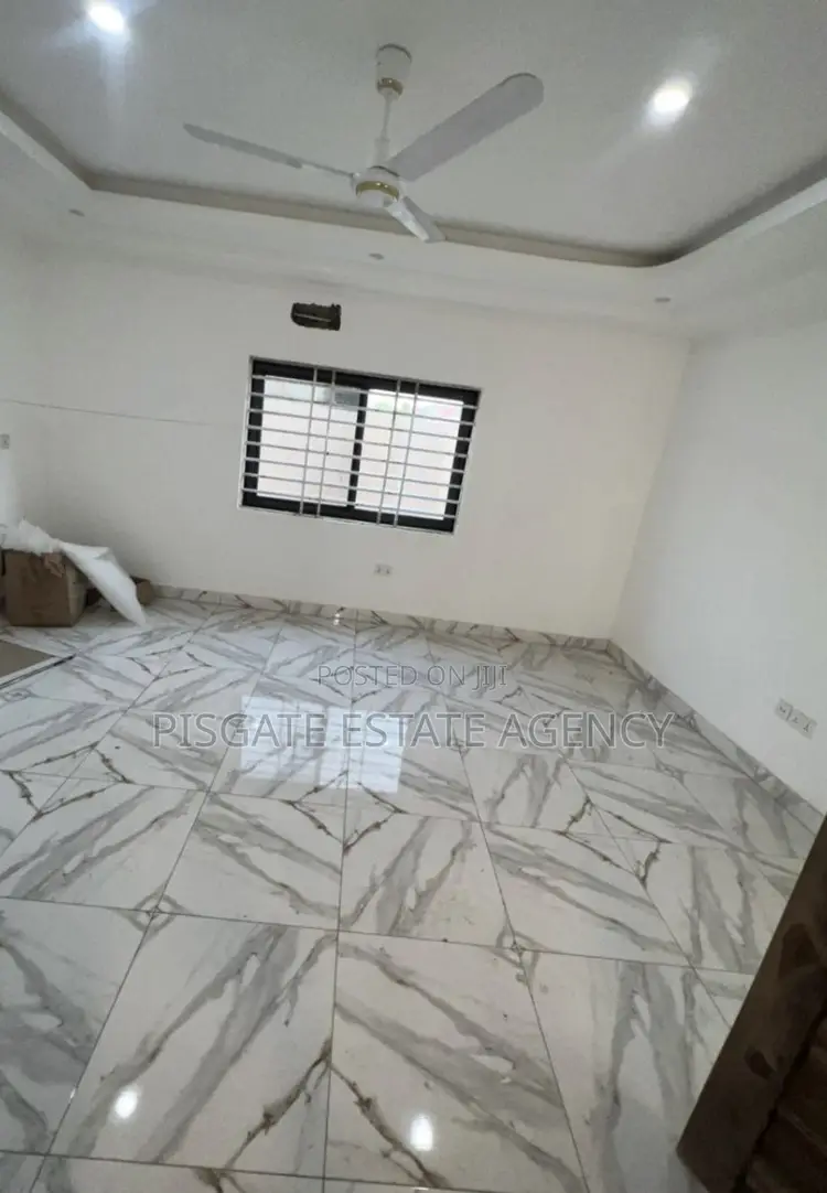 3bdrm House in Ablekuma for sale