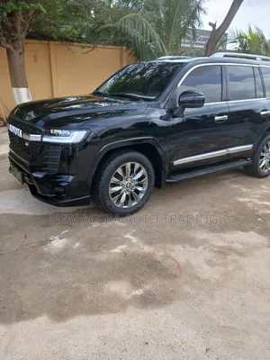 Photo - Toyota Land Cruiser 2015 Black