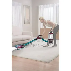 Shark Rotator Powered Lift-Away Self-Powered Vacuum- NV752