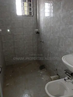 1bdrm Apartment in Madina for rent