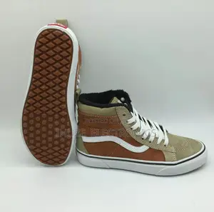 Vans Sk8-Hi Mte (Size 43)