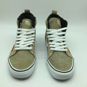 Vans Sk8-Hi Mte (Size 43)