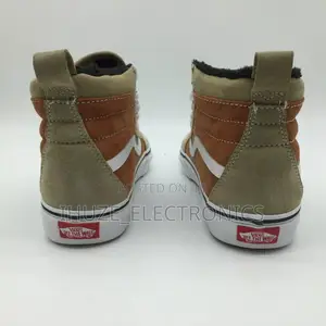 Vans Sk8-Hi Mte (Size 43)