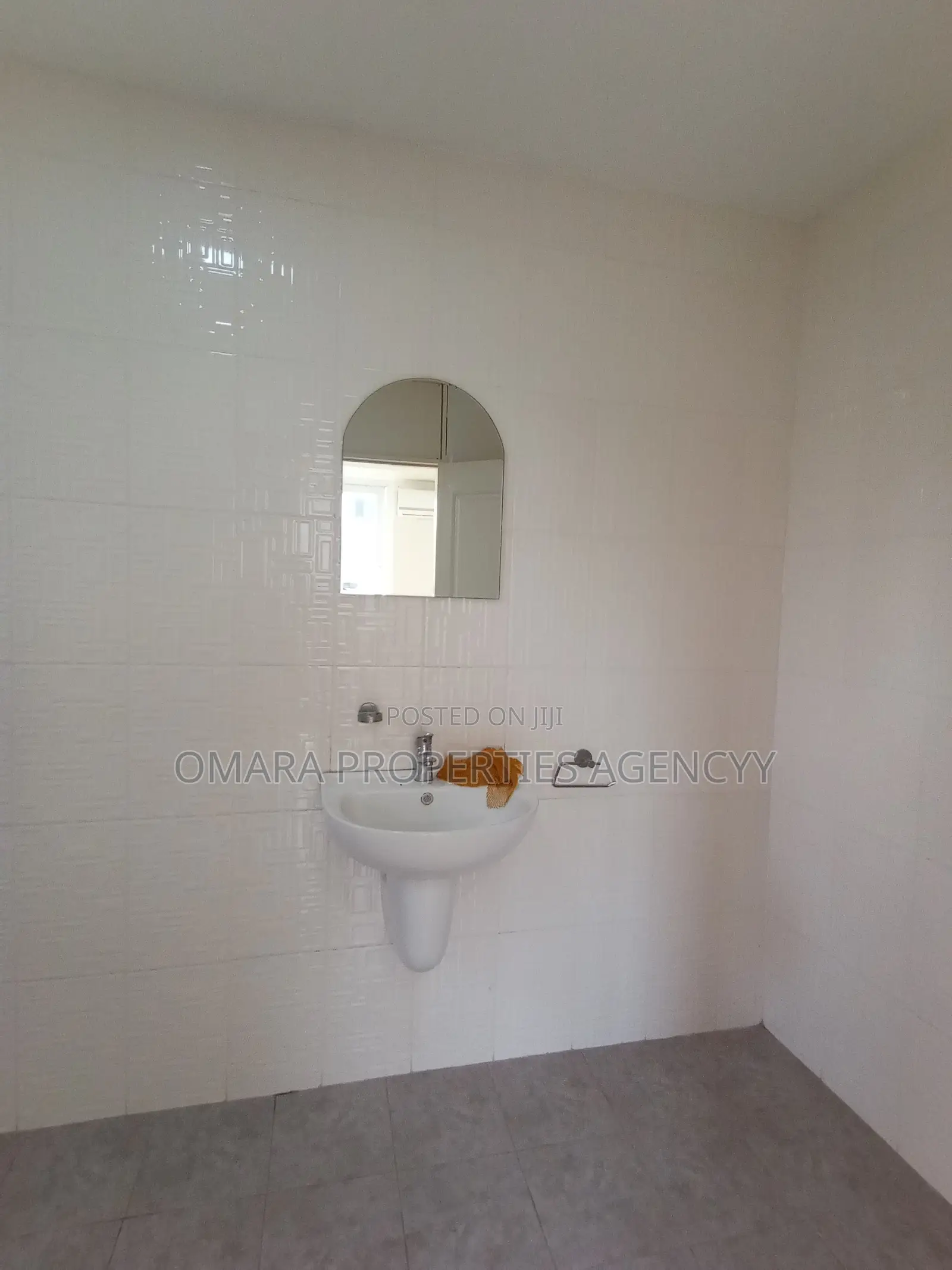 2bdrm Apartment in Achimota, Pillar 2 for rent
