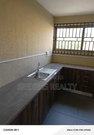 2bdrm Apartment in Seekers Realty, Labone SHS Area for rent