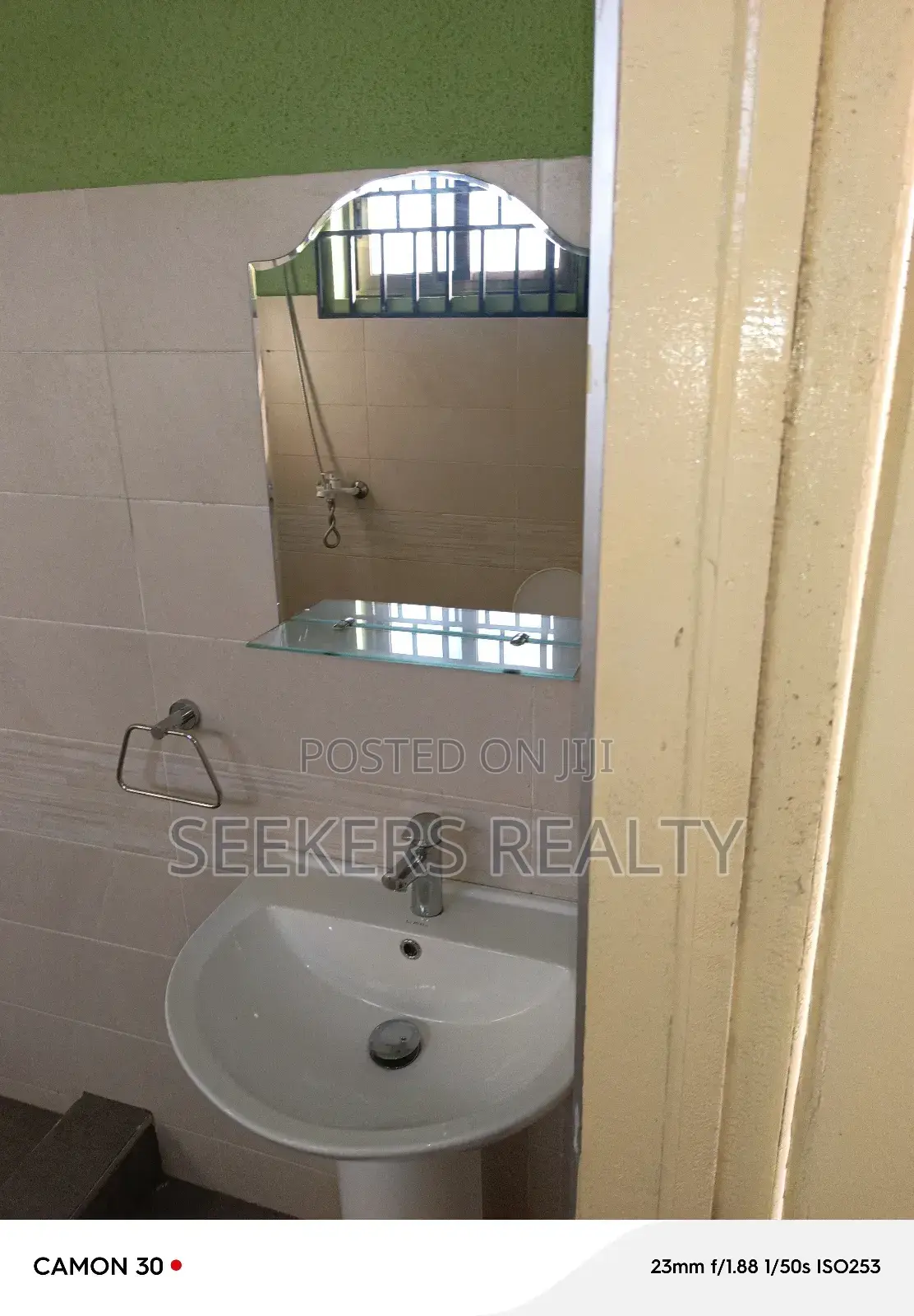 2bdrm Apartment in Seekers Realty, Labone SHS Area for rent