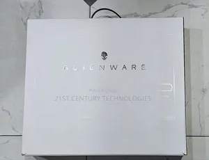Laptop Dell Alienware M17 R4 32GB Intel Core I7 SSD 1T