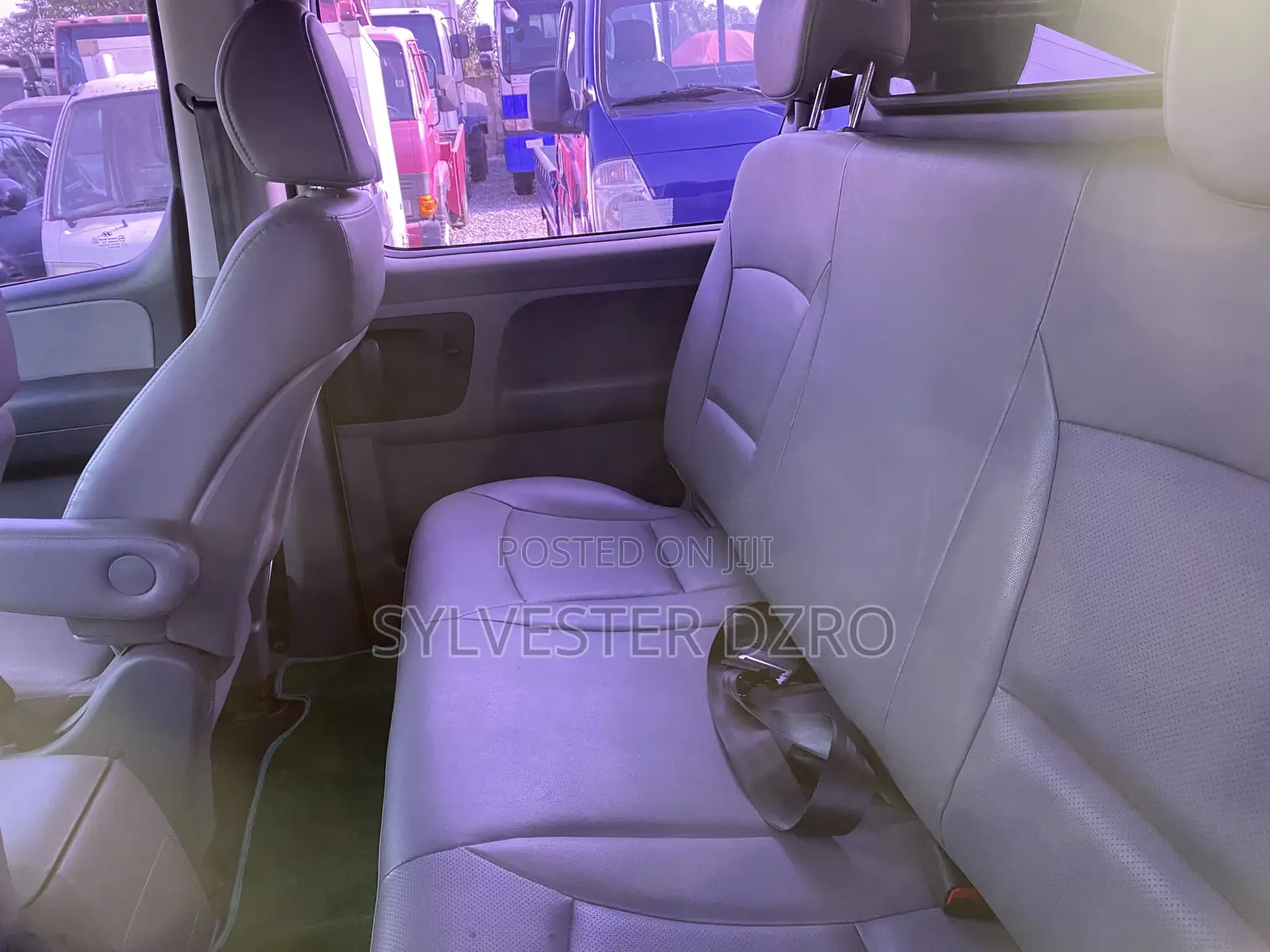 Hyundai Starex 2014 Silver