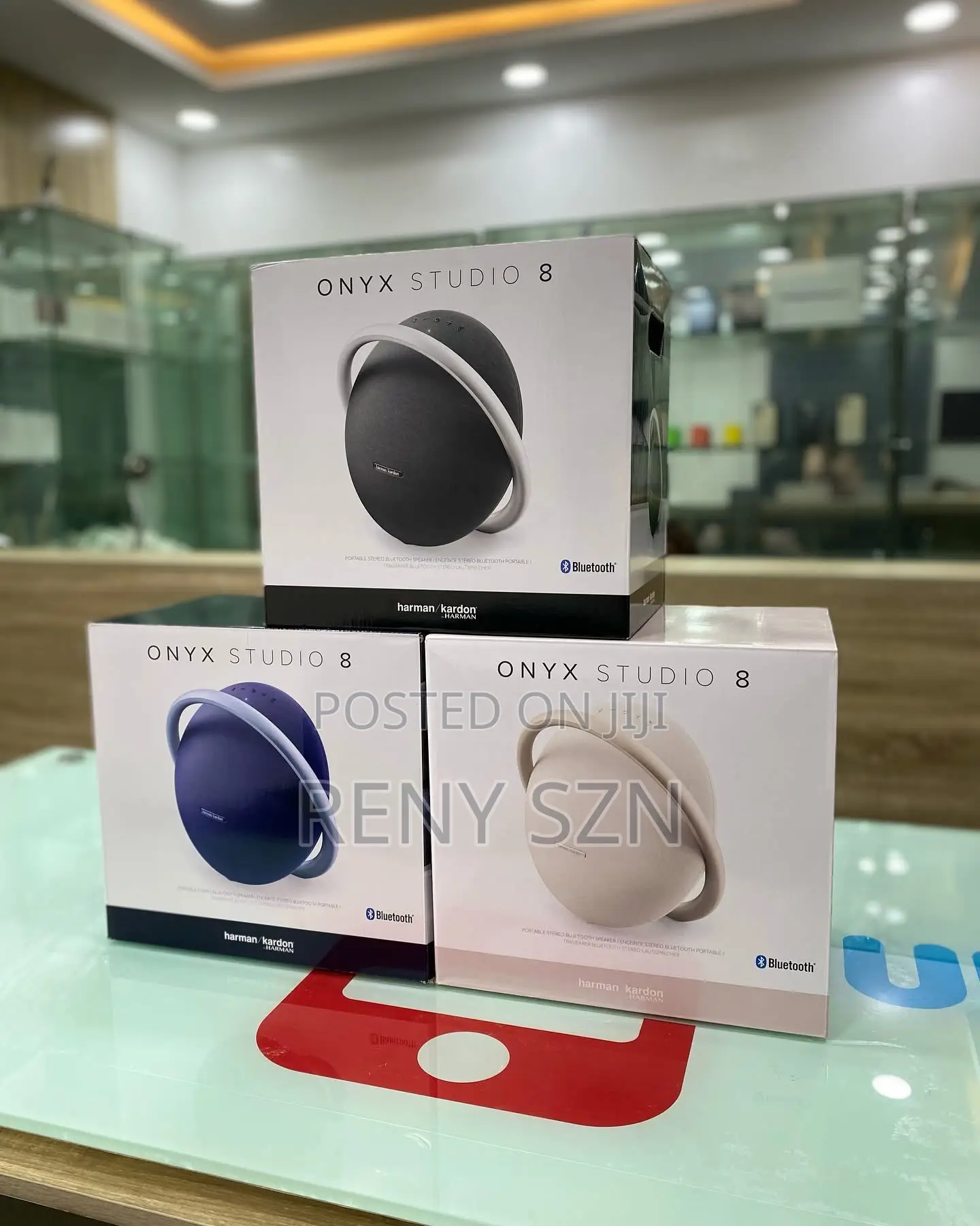 Harman Kardon Onyx Studio 8 Portable Wireless Speaker