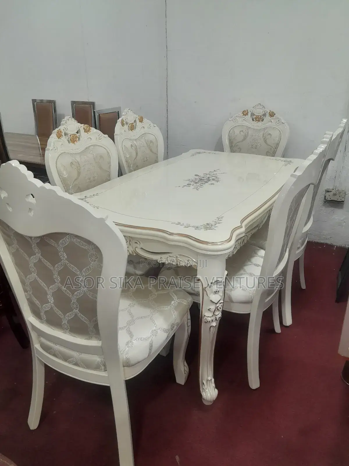 Dinning Table and Chair Royal