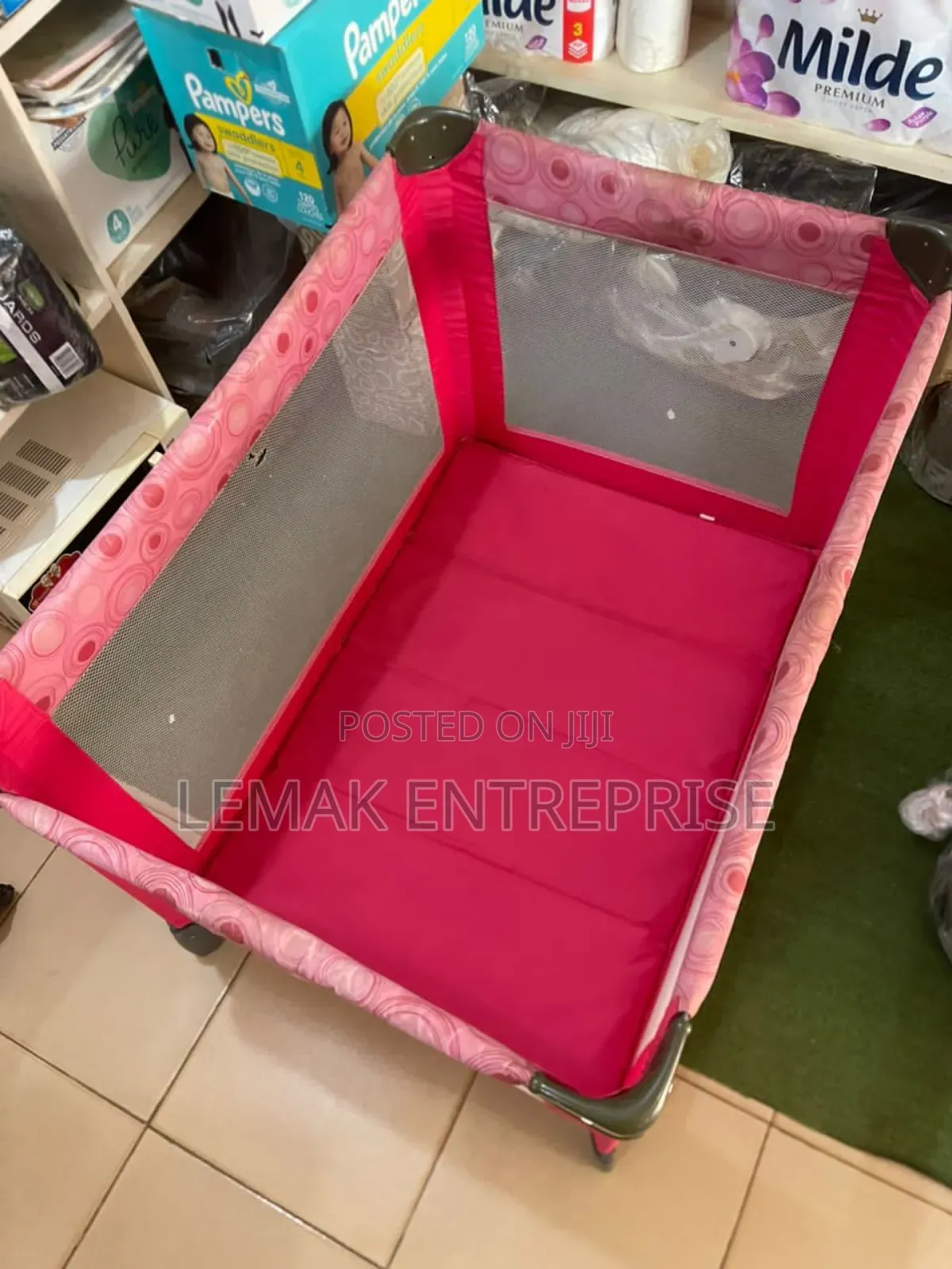 Graco Foldable Baby Bed Pink