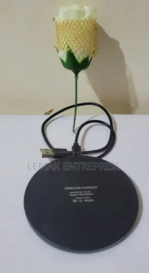 Certified Fast Charging Pad. Wireless Charger.