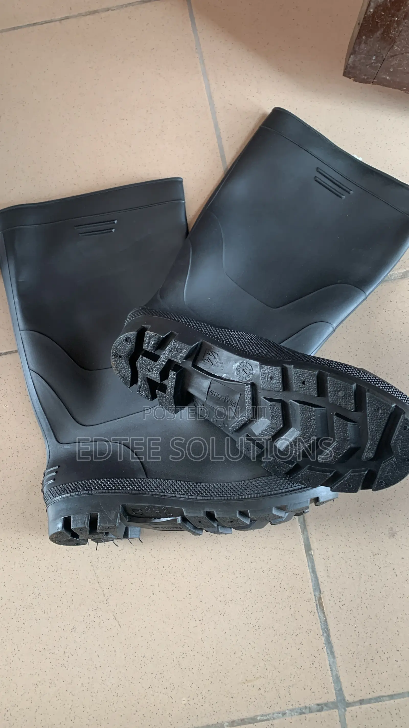 Black Wellington Boot