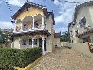 3bdrm Townhouse / Terrace in East Legon Hills for rent
