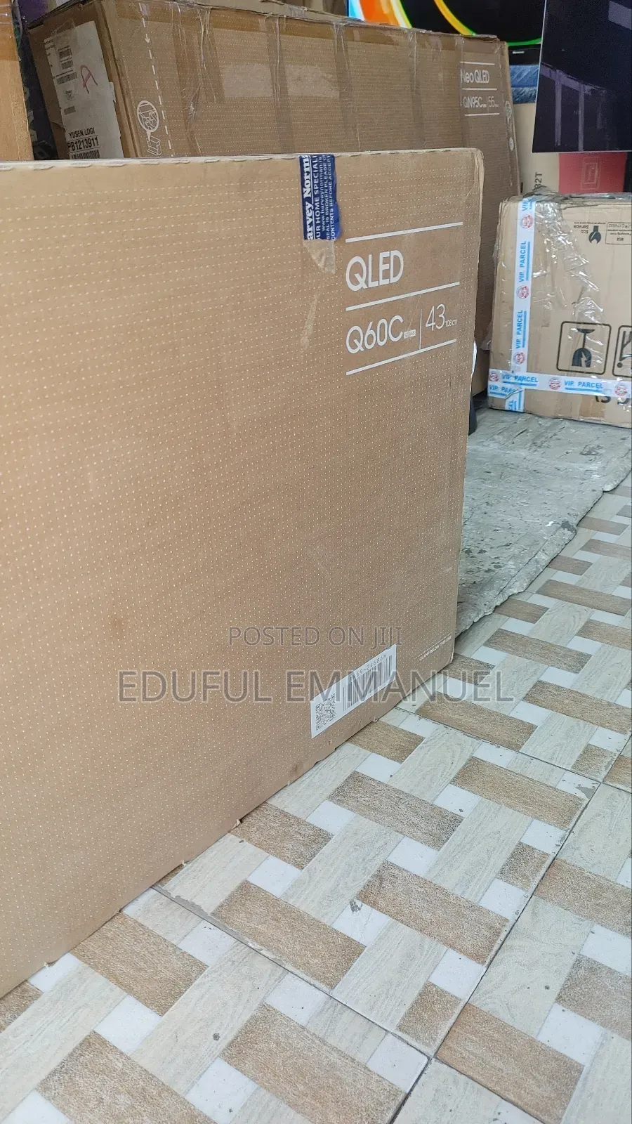 Samsung 43" Class Qled Q60C Uhd Smart Netflix Youtub T2S2